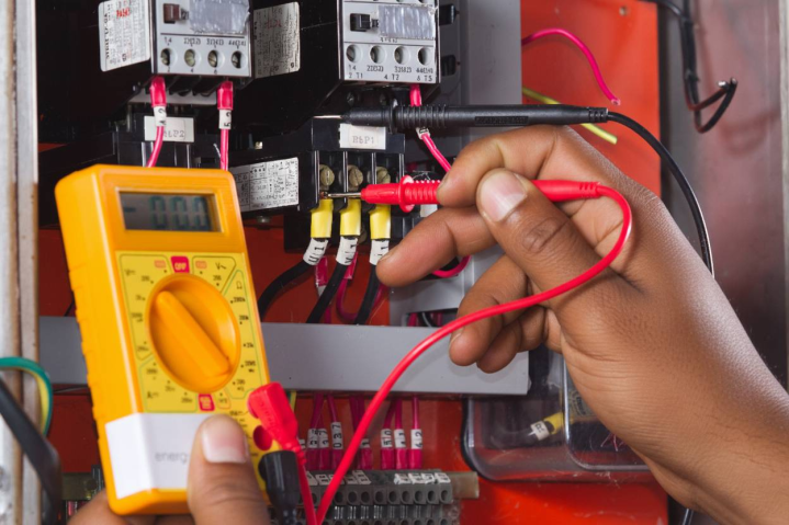 Diagnostic rapide panne électrique Le Robert